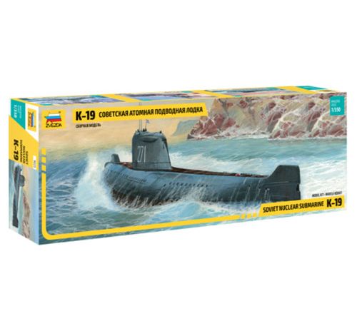 zvezda 9025 K-19 Soviet Nuclear Sub 1/350 Kit en plástico para montar y pintar.